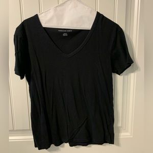 American Eagle v neck